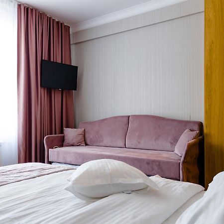 Hotel Roser House Boutique - Pe Malul Lacului Colibiţa Esterno foto