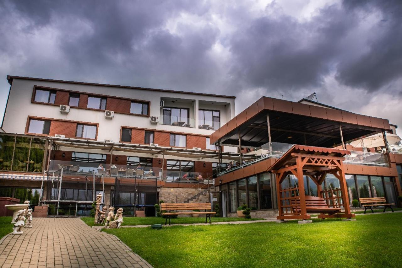Hotel Roser House Boutique - Pe Malul Lacului Colibiţa Esterno foto