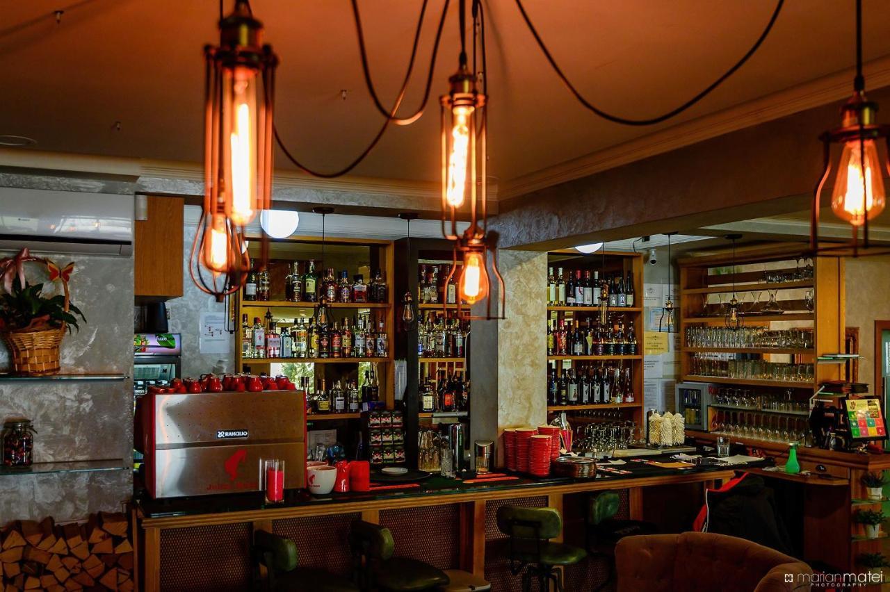 Hotel Roser House Boutique - Pe Malul Lacului Colibiţa Esterno foto