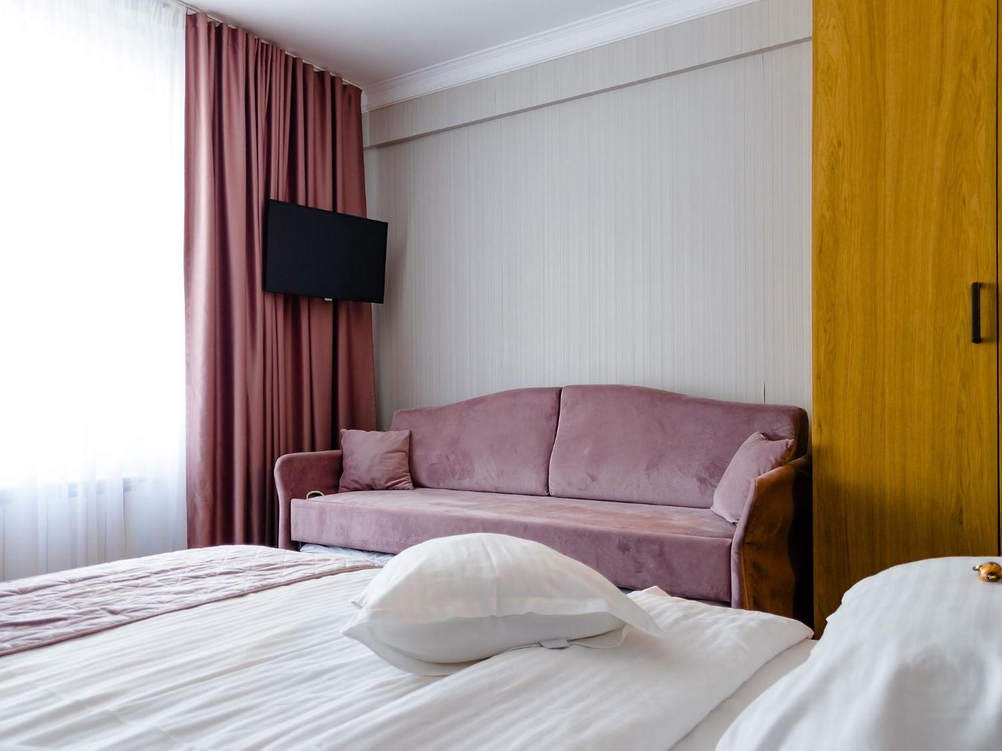 Hotel Roser House Boutique - Pe Malul Lacului Colibiţa Esterno foto