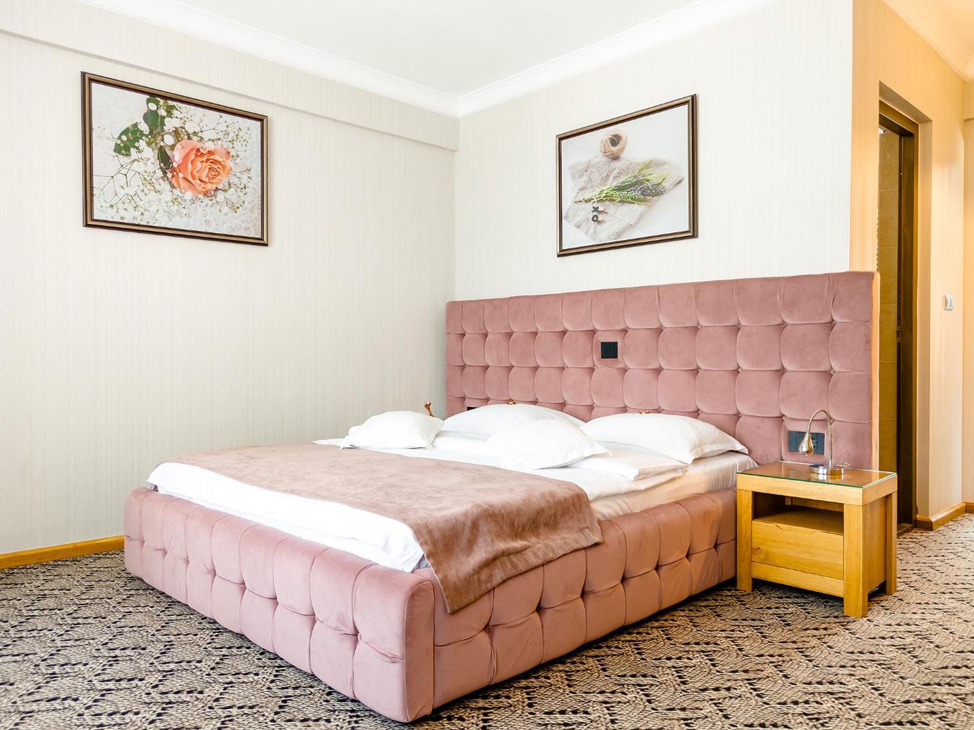 Hotel Roser House Boutique - Pe Malul Lacului Colibiţa Esterno foto