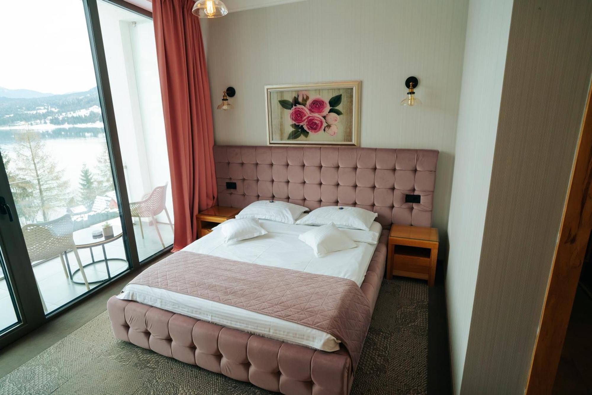 Hotel Roser House Boutique - Pe Malul Lacului Colibiţa Esterno foto